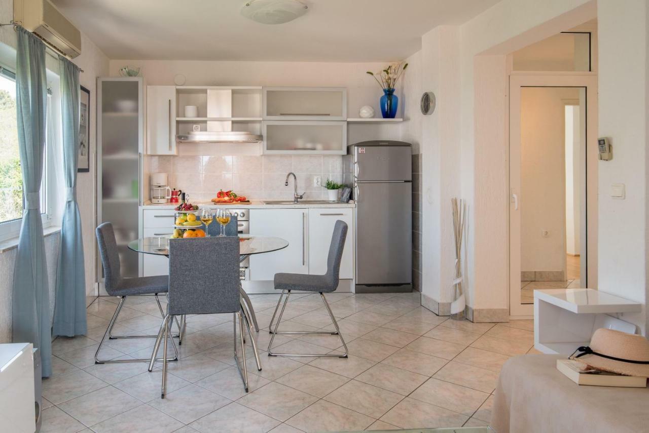 Apartment Luna Malinska Ngoại thất bức ảnh