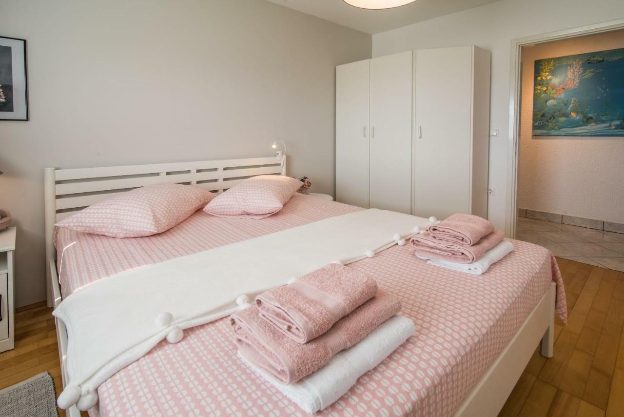 Apartment Luna Malinska Ngoại thất bức ảnh